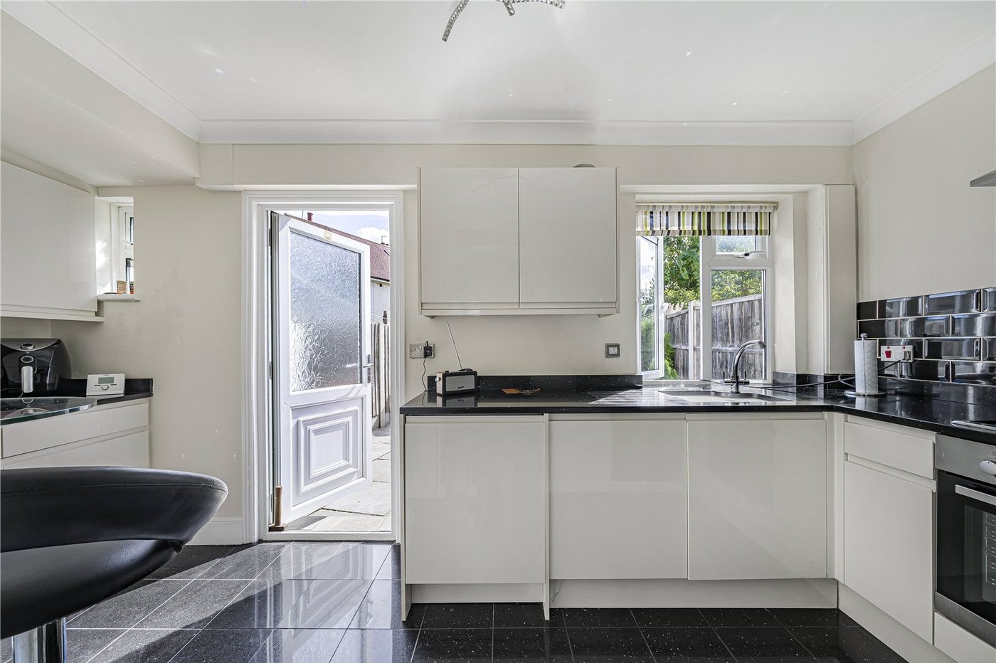 2 bedroom house for sale in Crayford | Robinson Jackson
