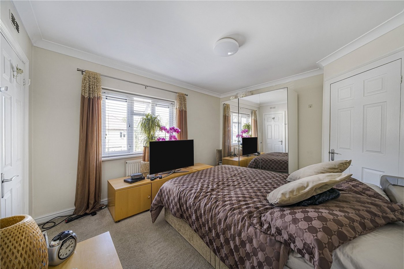 2 bedroom house for sale in Crayford | Robinson Jackson
