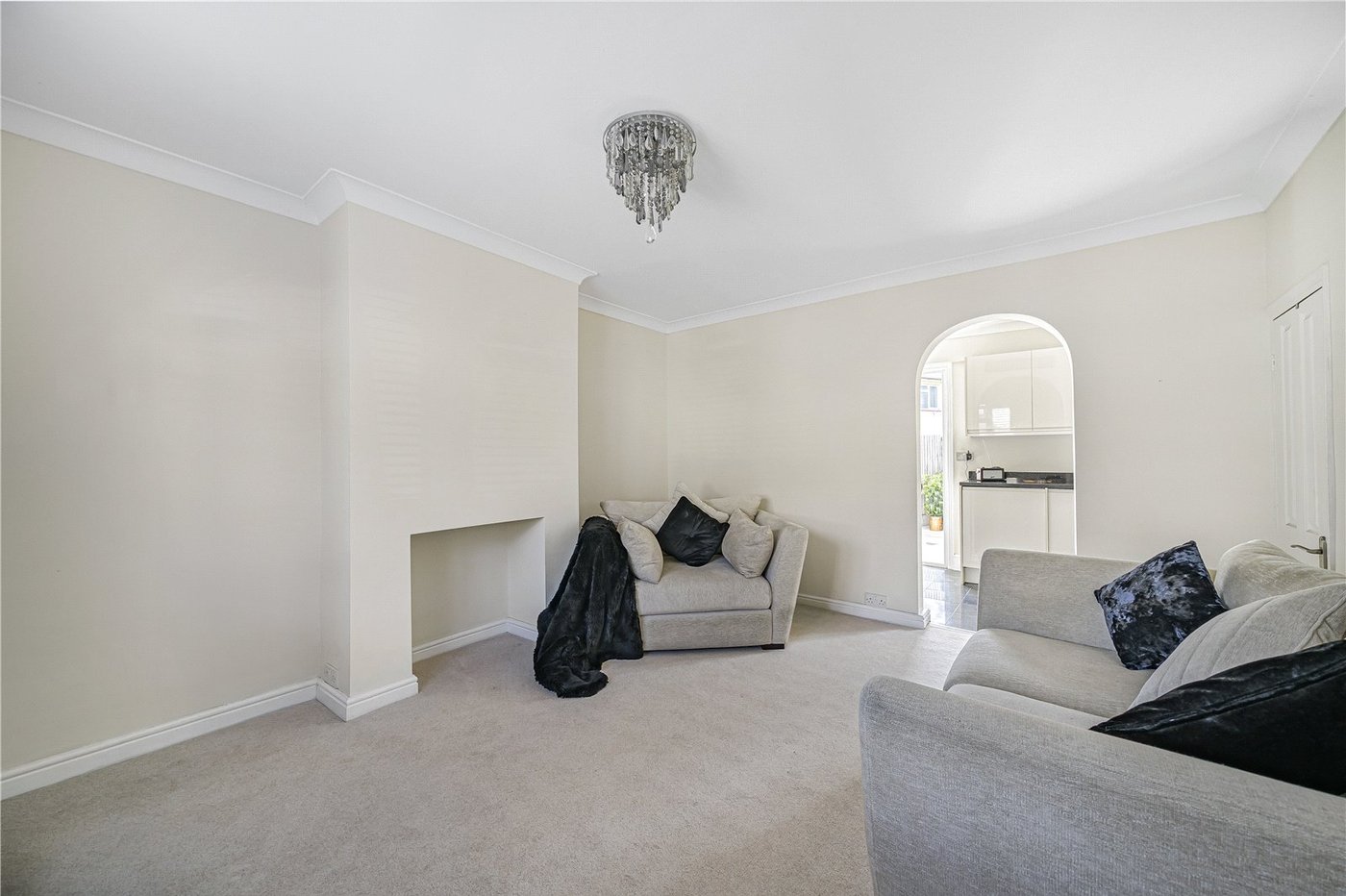 2 bedroom house for sale in Crayford | Robinson Jackson