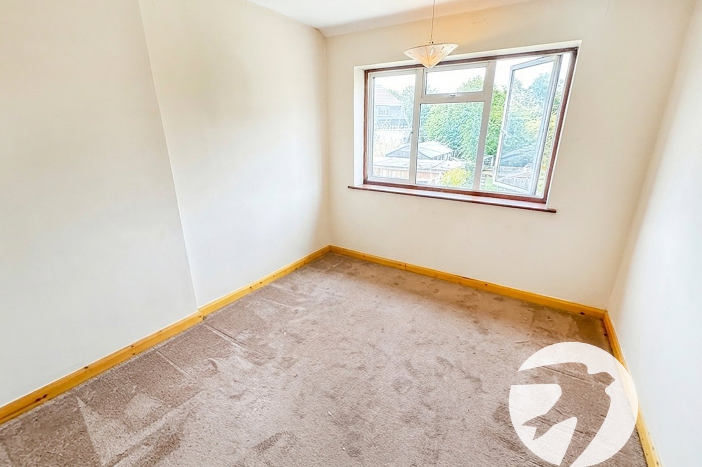 2 bedroom house for sale in London | Robinson Jackson