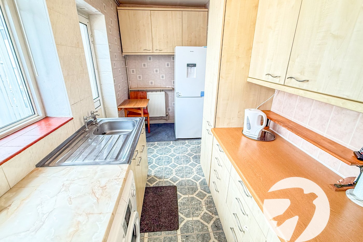 2 bedroom house for sale in London | Robinson Jackson