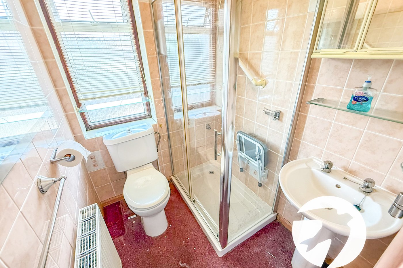 2 bedroom house for sale in London | Robinson Jackson