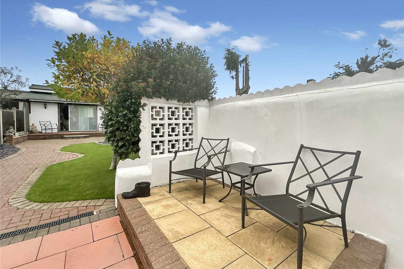 2 bedroom house for sale in Sidcup | Robinson Jackson