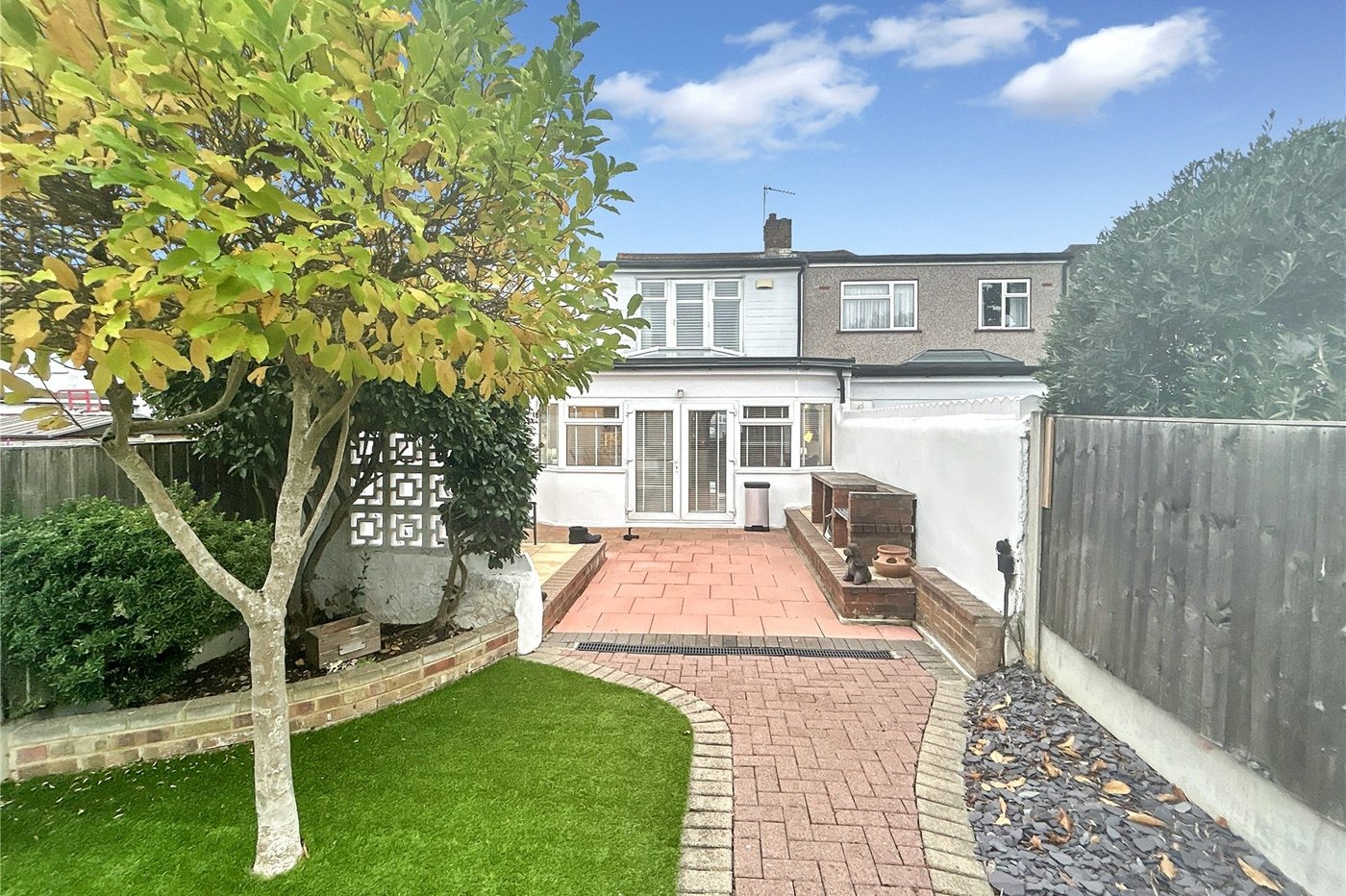 2 bedroom house for sale in Sidcup | Robinson Jackson