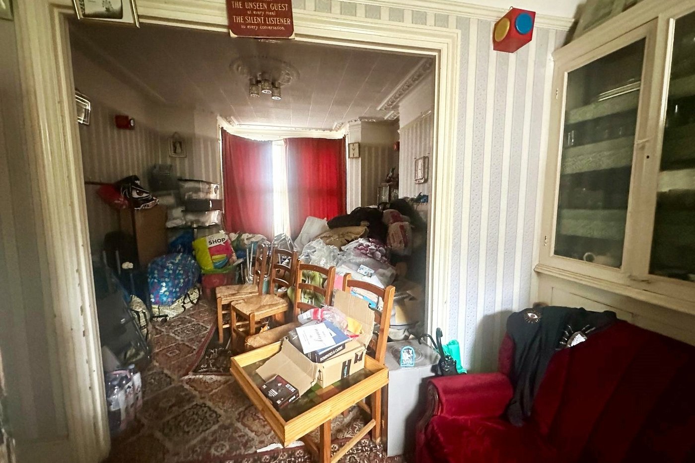 4 bedroom house for sale in London | Robinson Jackson