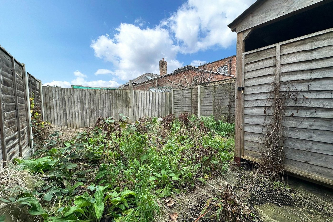 2 bedroom property for sale in London | Robinson Jackson