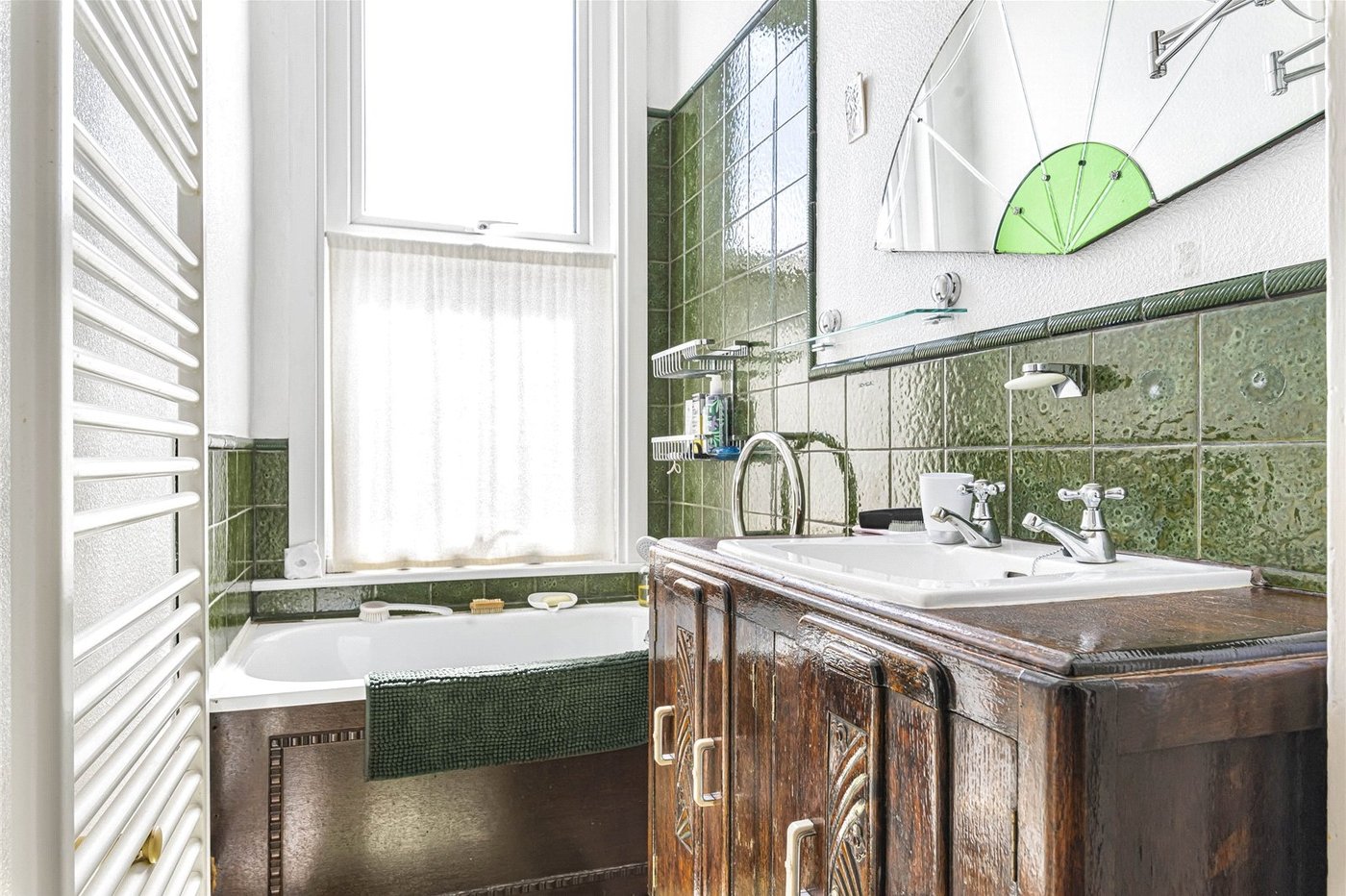 4 bedroom house for sale in Woolwich | Robinson Jackson