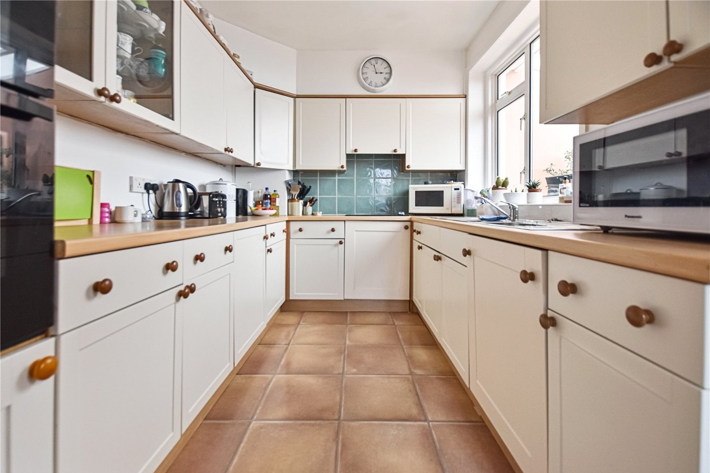 3 bedroom bungalow for sale in Bexleyheath | Robinson Jackson