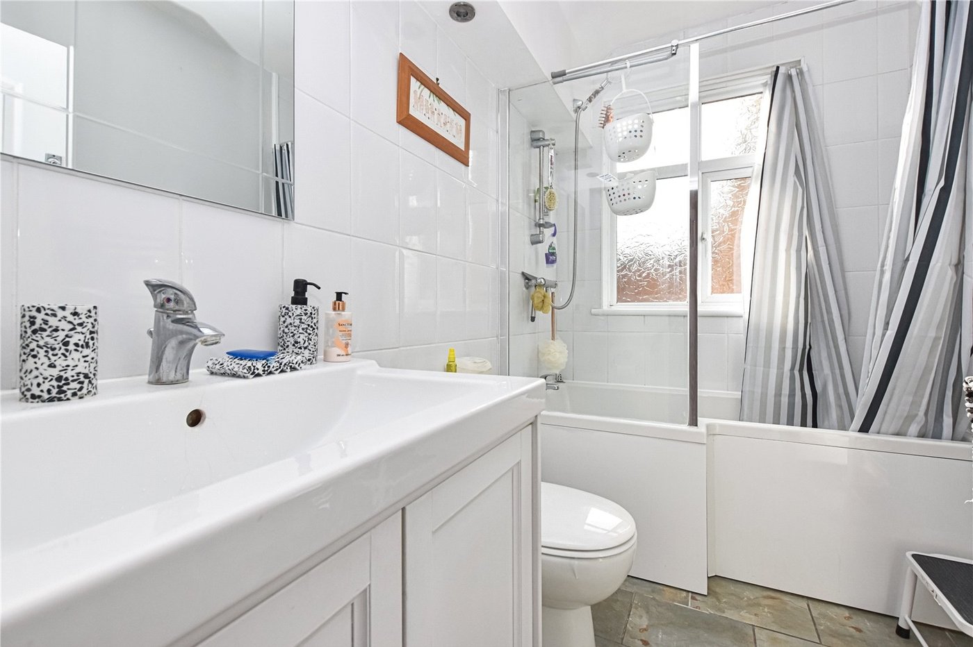 3 bedroom bungalow for sale in Bexleyheath | Robinson Jackson