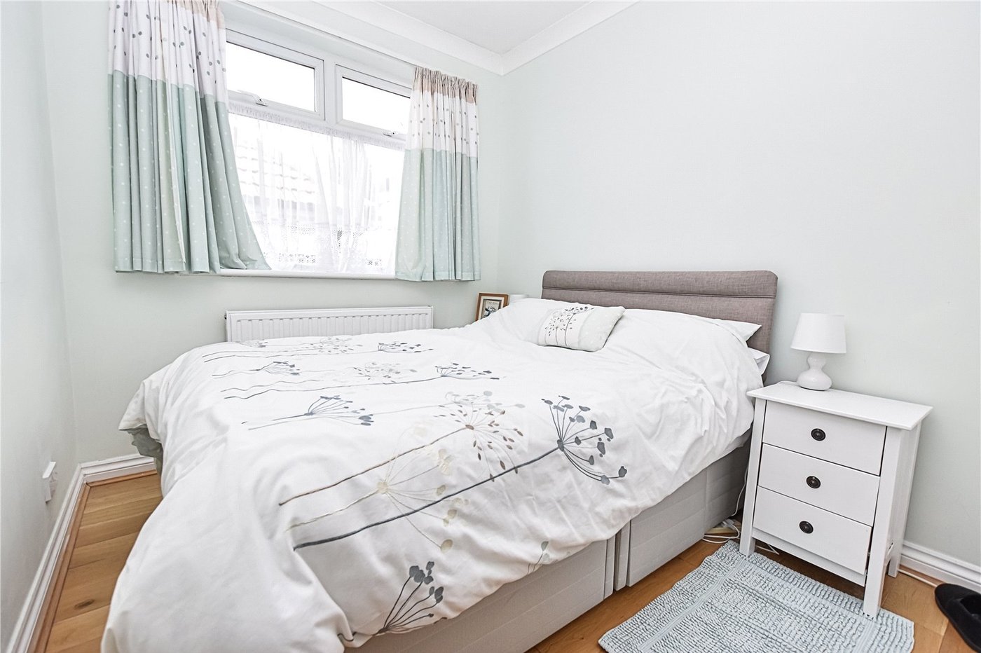 3 bedroom bungalow for sale in Bexleyheath | Robinson Jackson