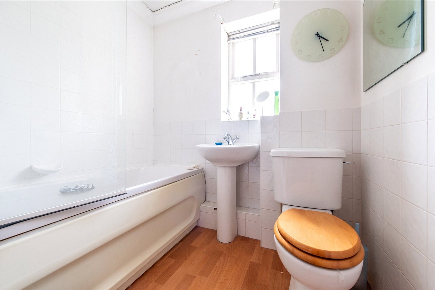 2 bedroom property for sale in Maidstone | Robinson Michael & Jackson