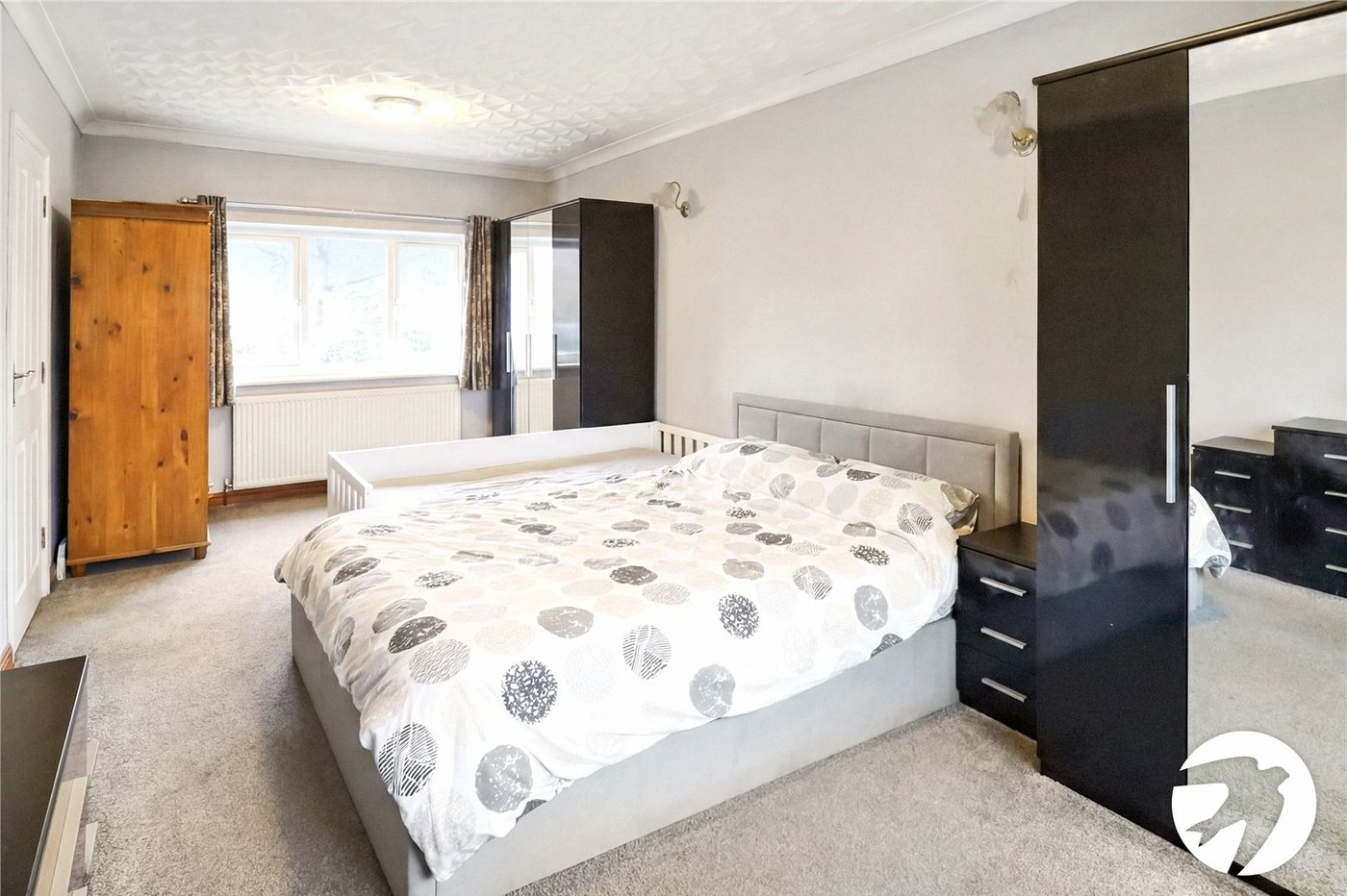 5 bedroom house for sale in Erith | Robinson Jackson