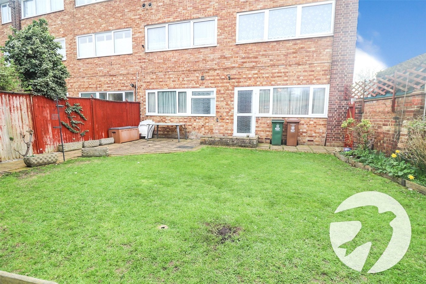 2 bedroom property for sale in Erith | Robinson Jackson