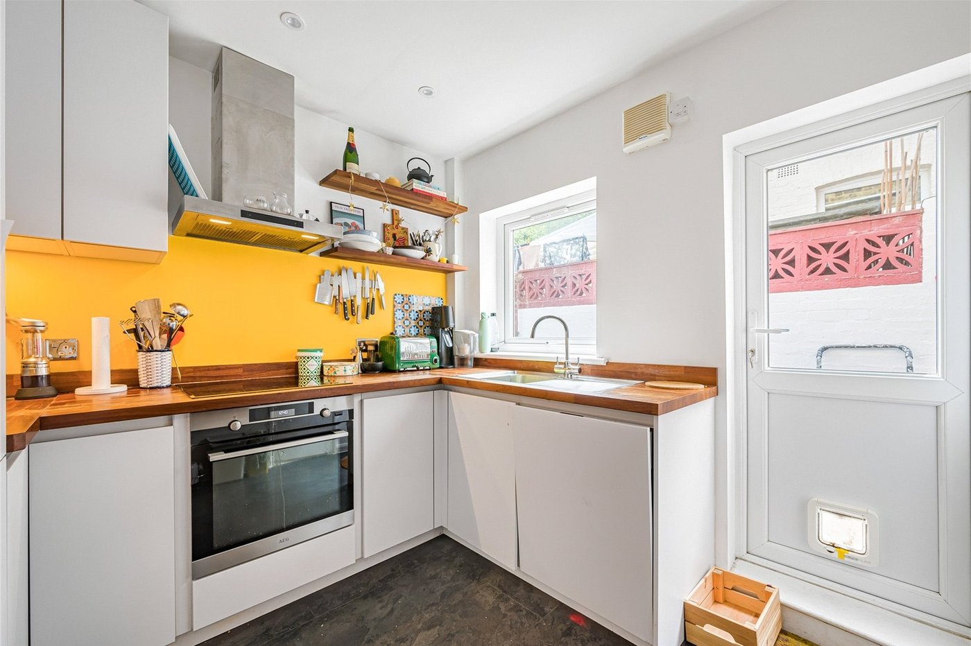 2 bedroom house for sale in Plumstead | Robinson Jackson