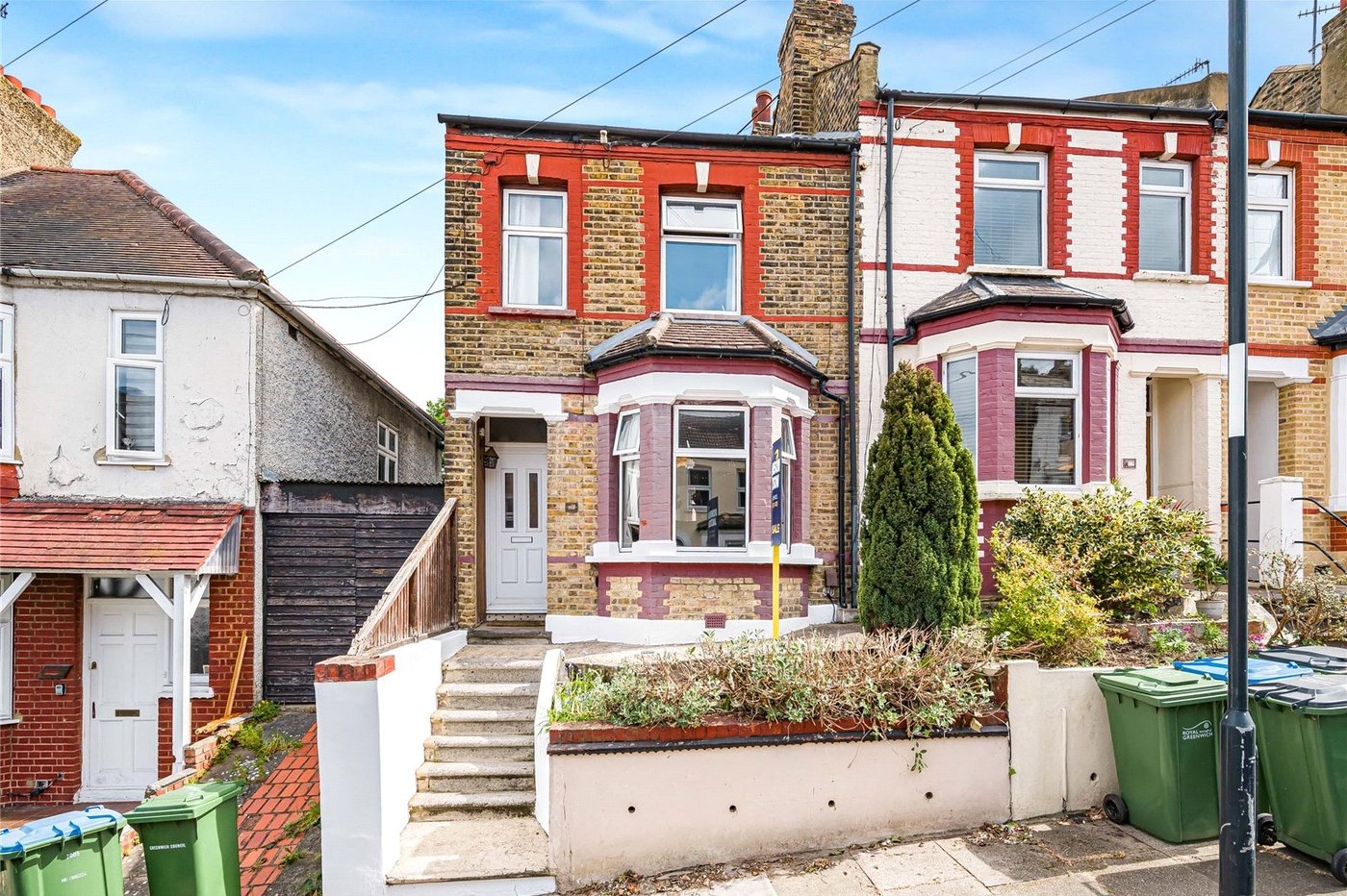 2 bedroom house for sale in Plumstead | Robinson Jackson