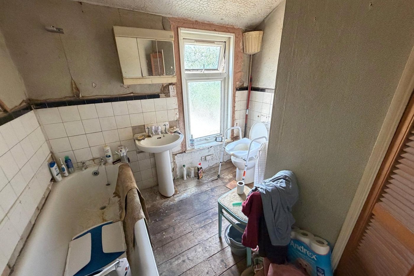 2 bedroom house for sale in Plumstead | Robinson Jackson