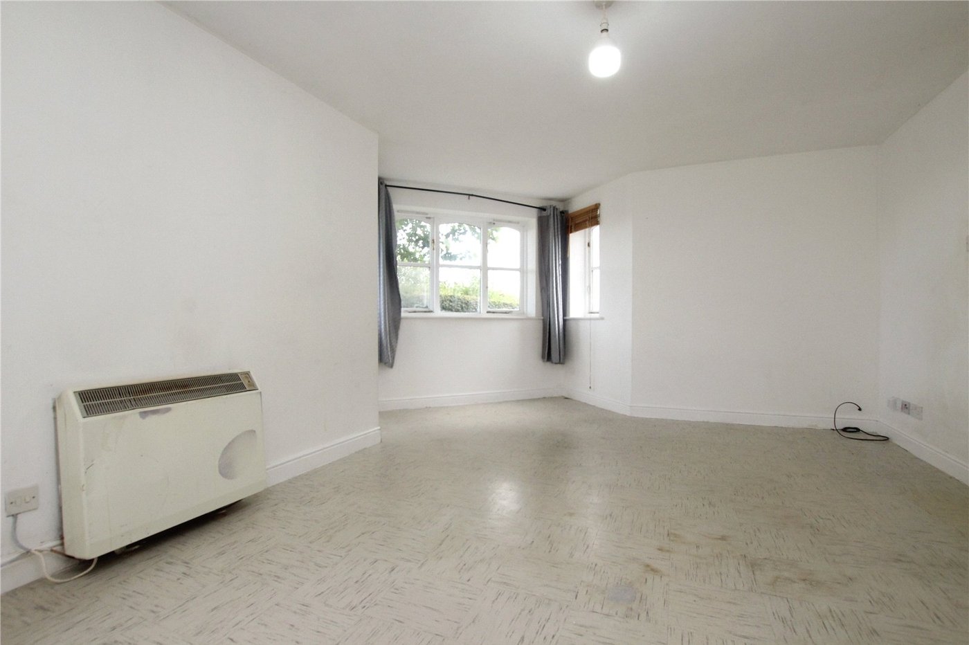 2 bedroom property for sale in Woolwich | Robinson Jackson