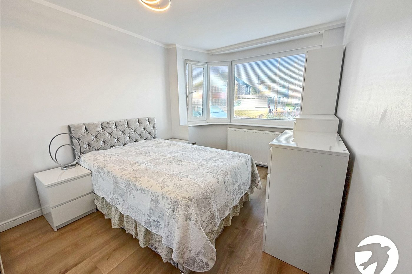 2 bedroom bungalow for sale in Sidcup | Robinson Jackson