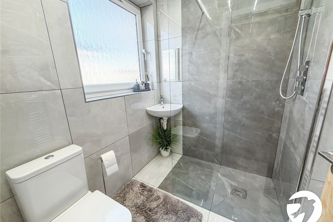 2 bedroom bungalow for sale in Sidcup | Robinson Jackson