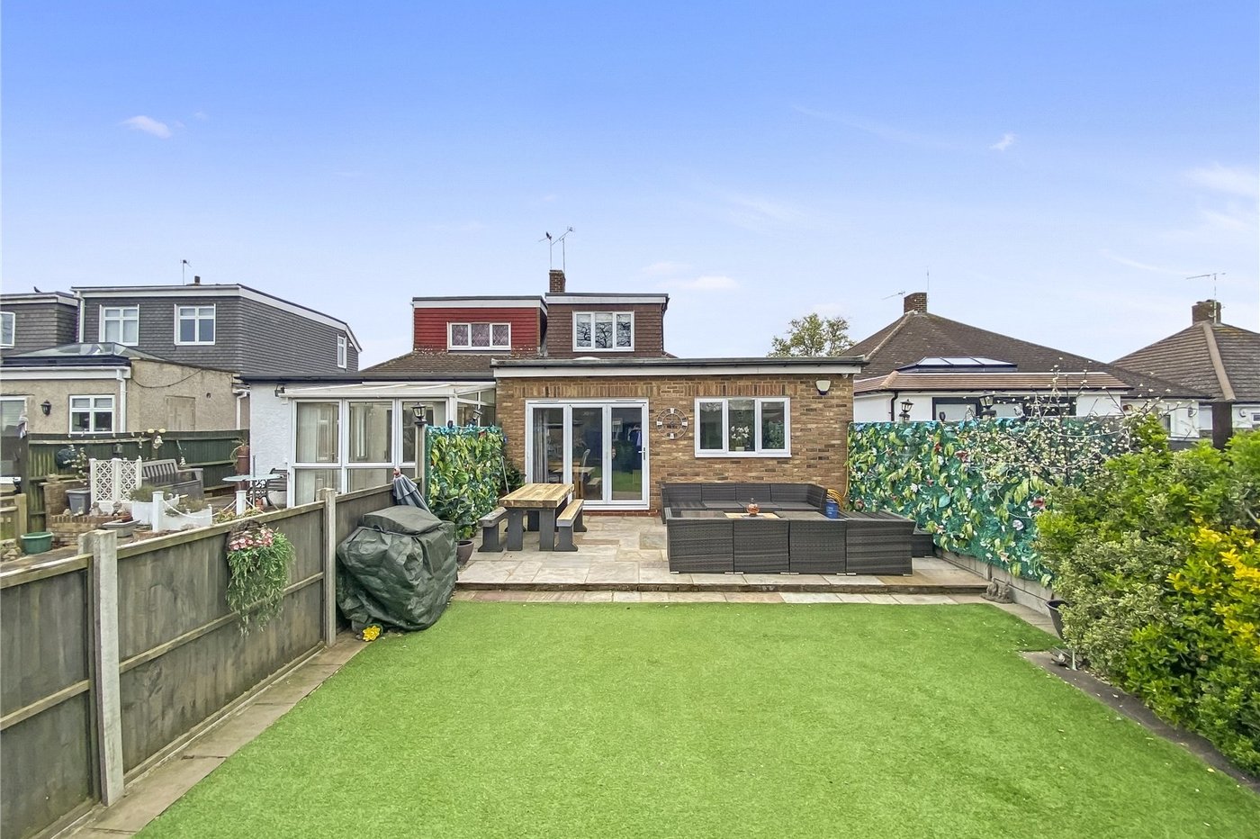 3 bedroom bungalow for sale in Sidcup | Robinson Jackson
