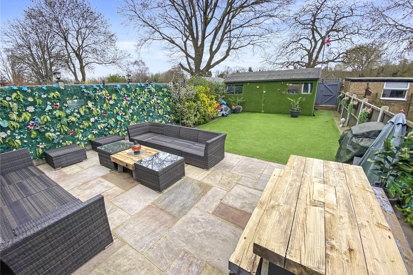 3 bedroom bungalow for sale in Sidcup | Robinson Jackson