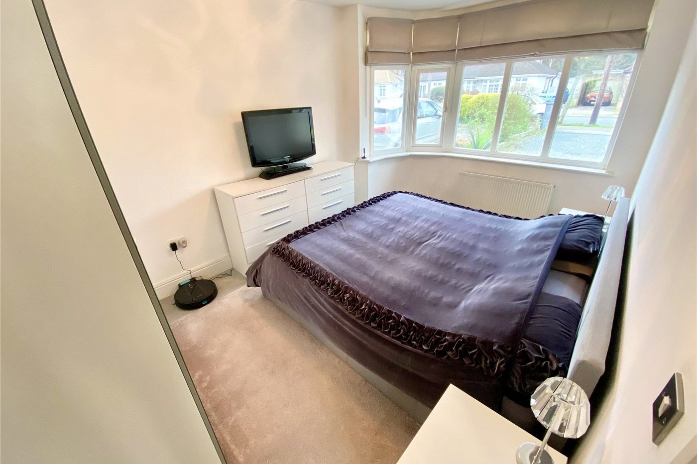 3 bedroom bungalow for sale in Sidcup | Robinson Jackson