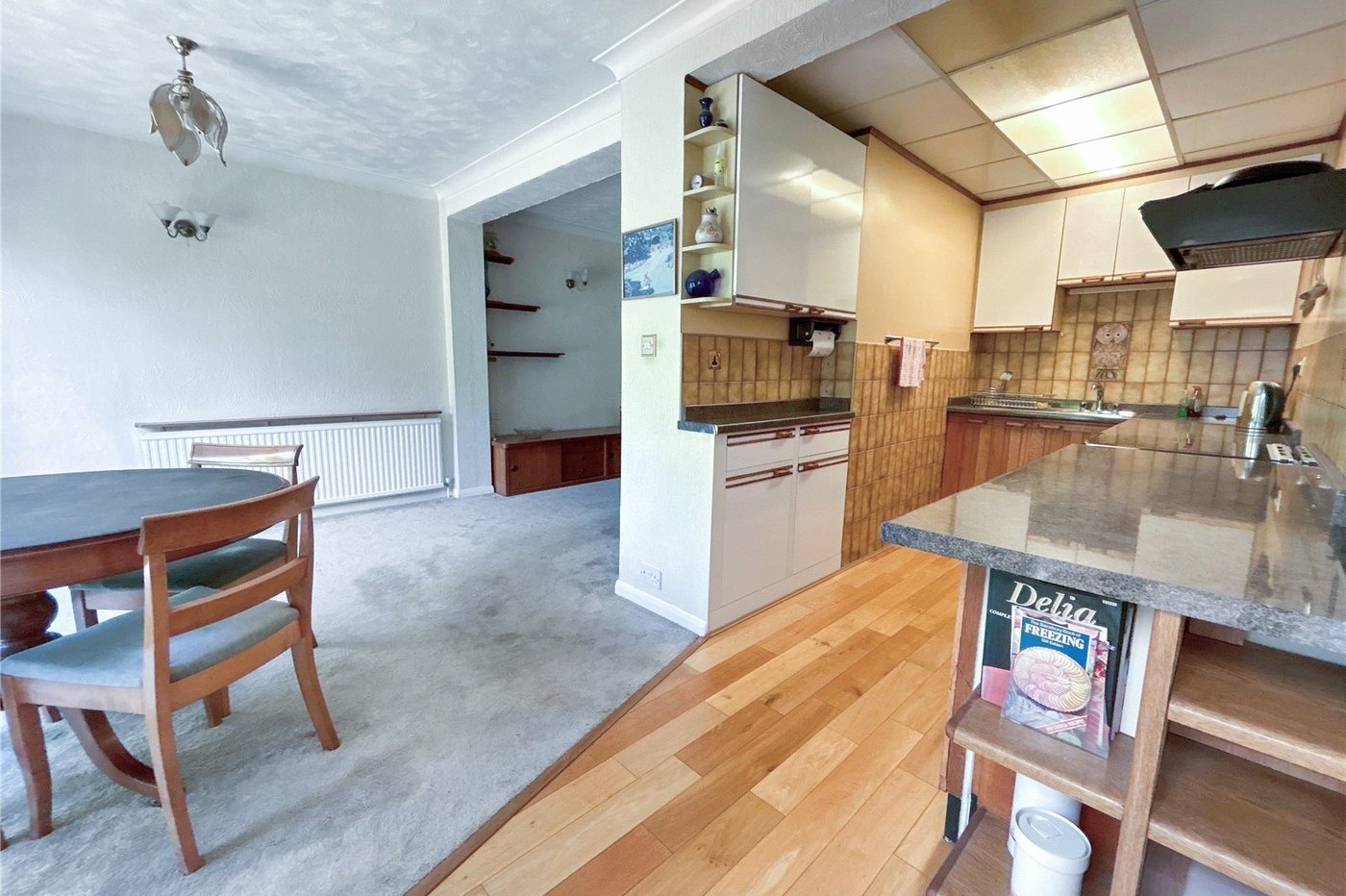 3 bedroom bungalow for sale in Sidcup | Robinson Jackson