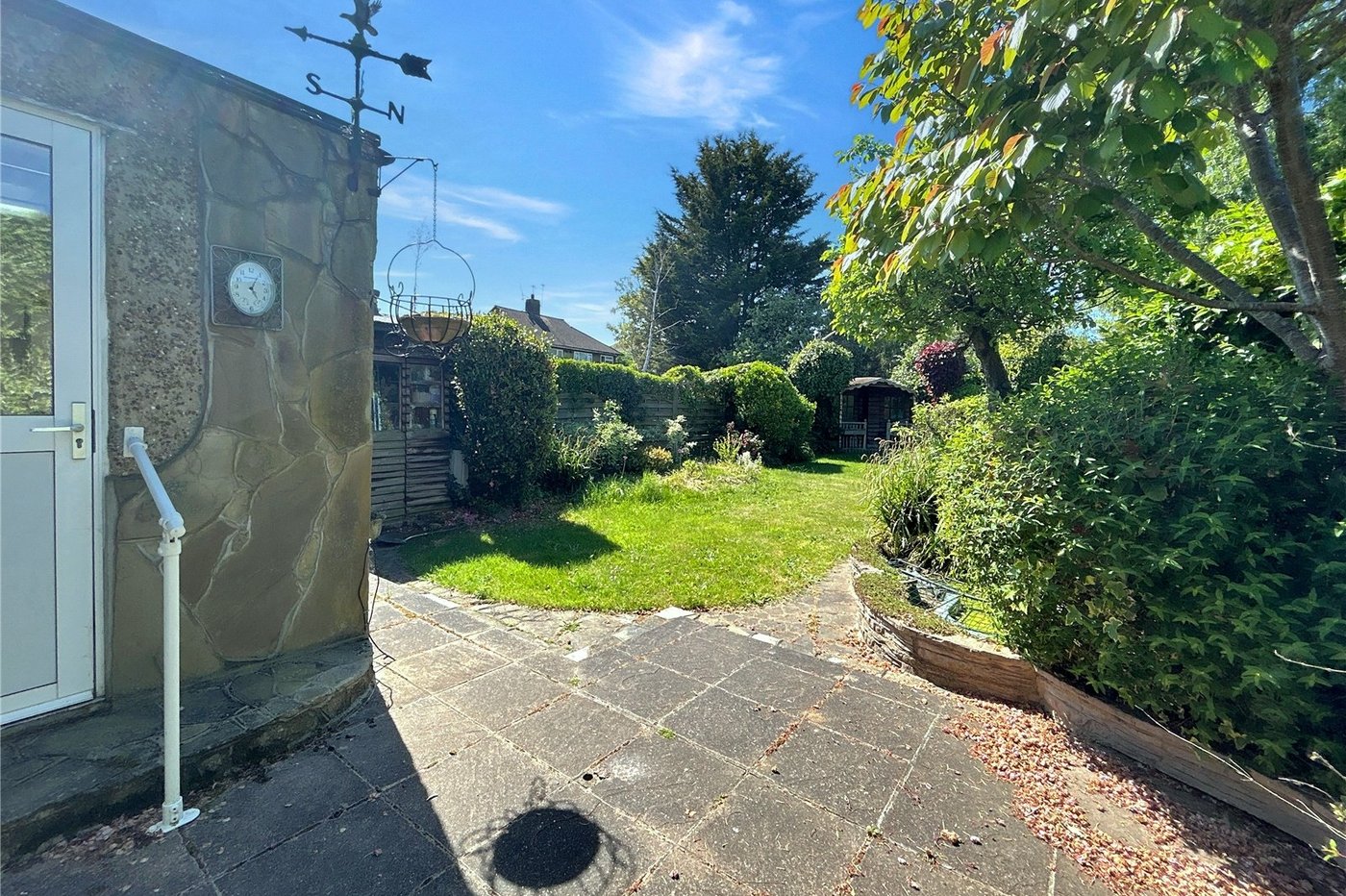 3 bedroom bungalow for sale in Sidcup | Robinson Jackson