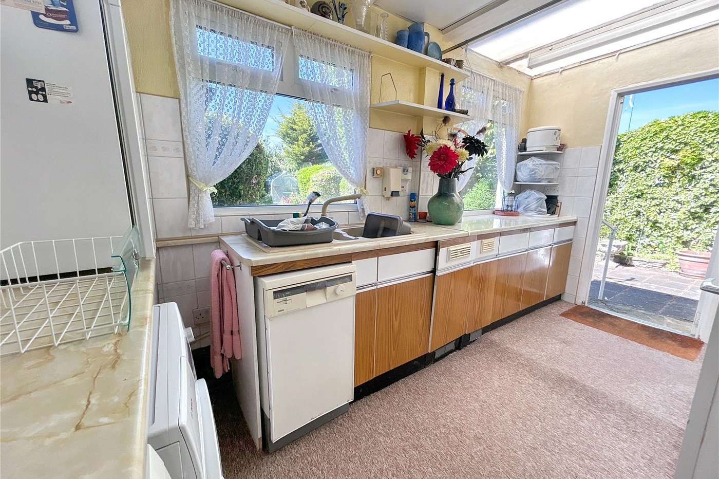 3 bedroom bungalow for sale in Sidcup | Robinson Jackson