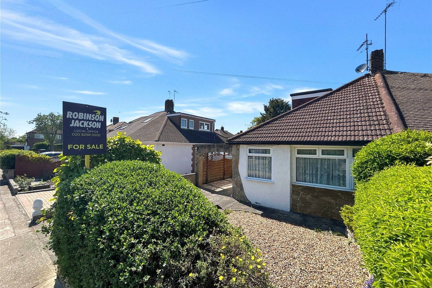 3 bedroom bungalow for sale in Sidcup | Robinson Jackson