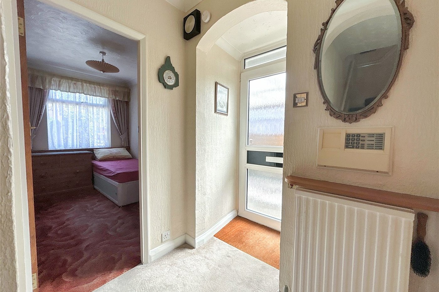 3 bedroom bungalow for sale in Sidcup | Robinson Jackson