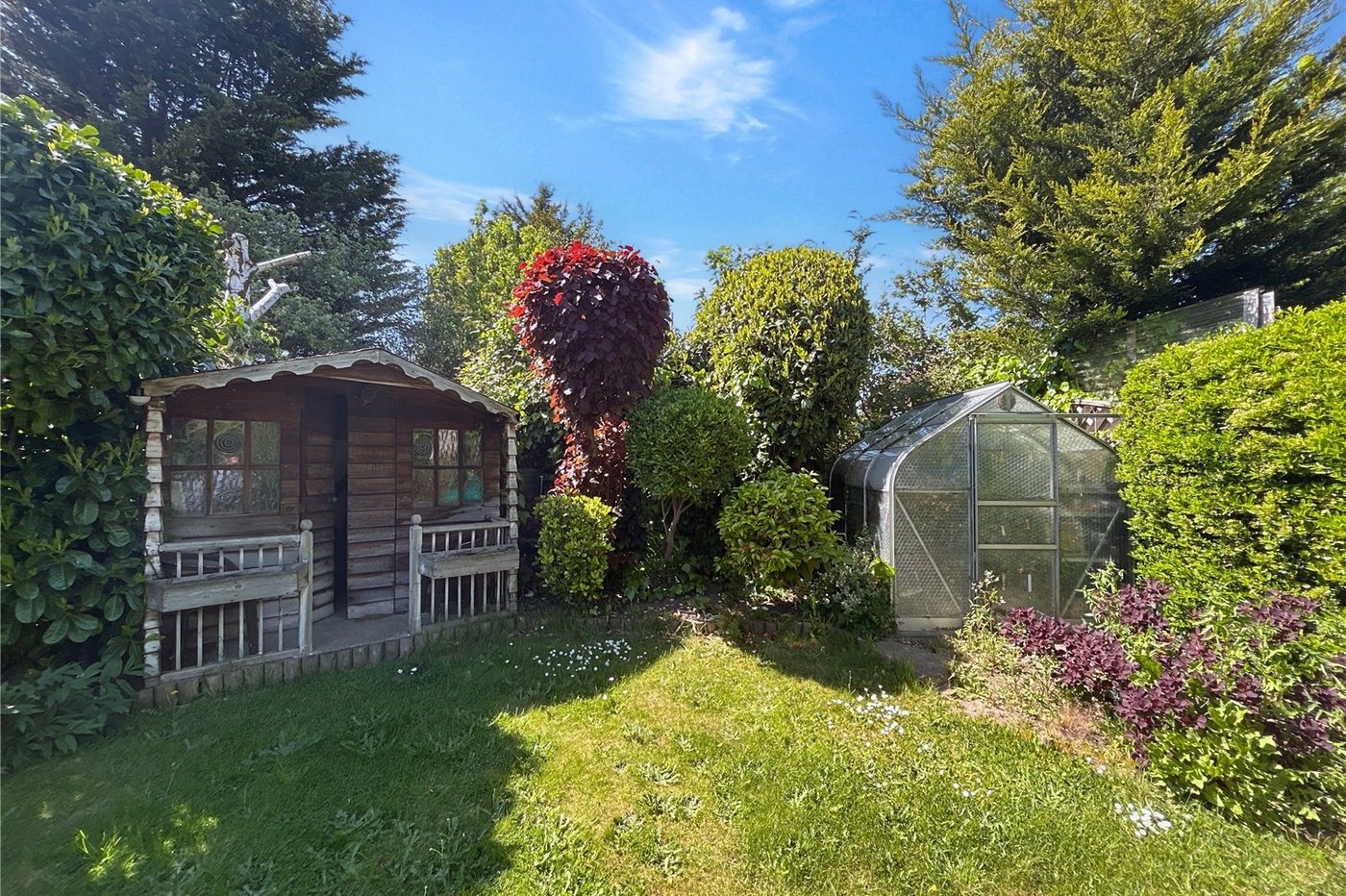 3 bedroom bungalow for sale in Sidcup | Robinson Jackson