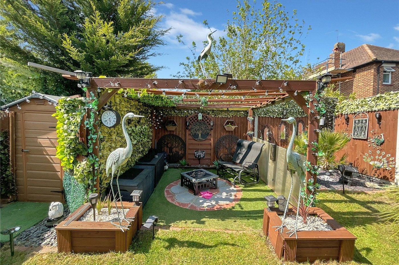 2 bedroom bungalow for sale in Sidcup | Robinson Jackson