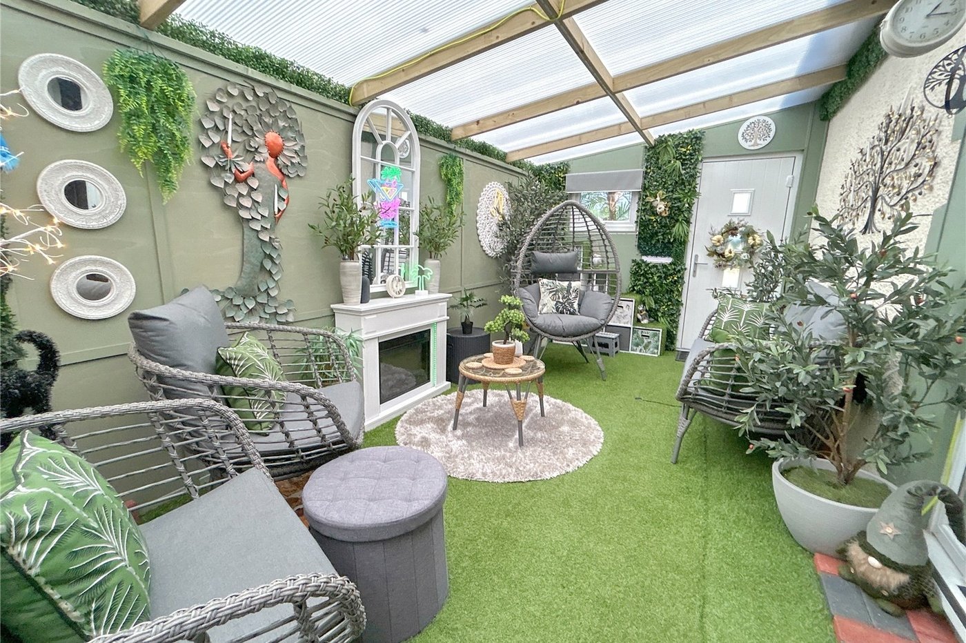 2 bedroom bungalow for sale in Sidcup | Robinson Jackson