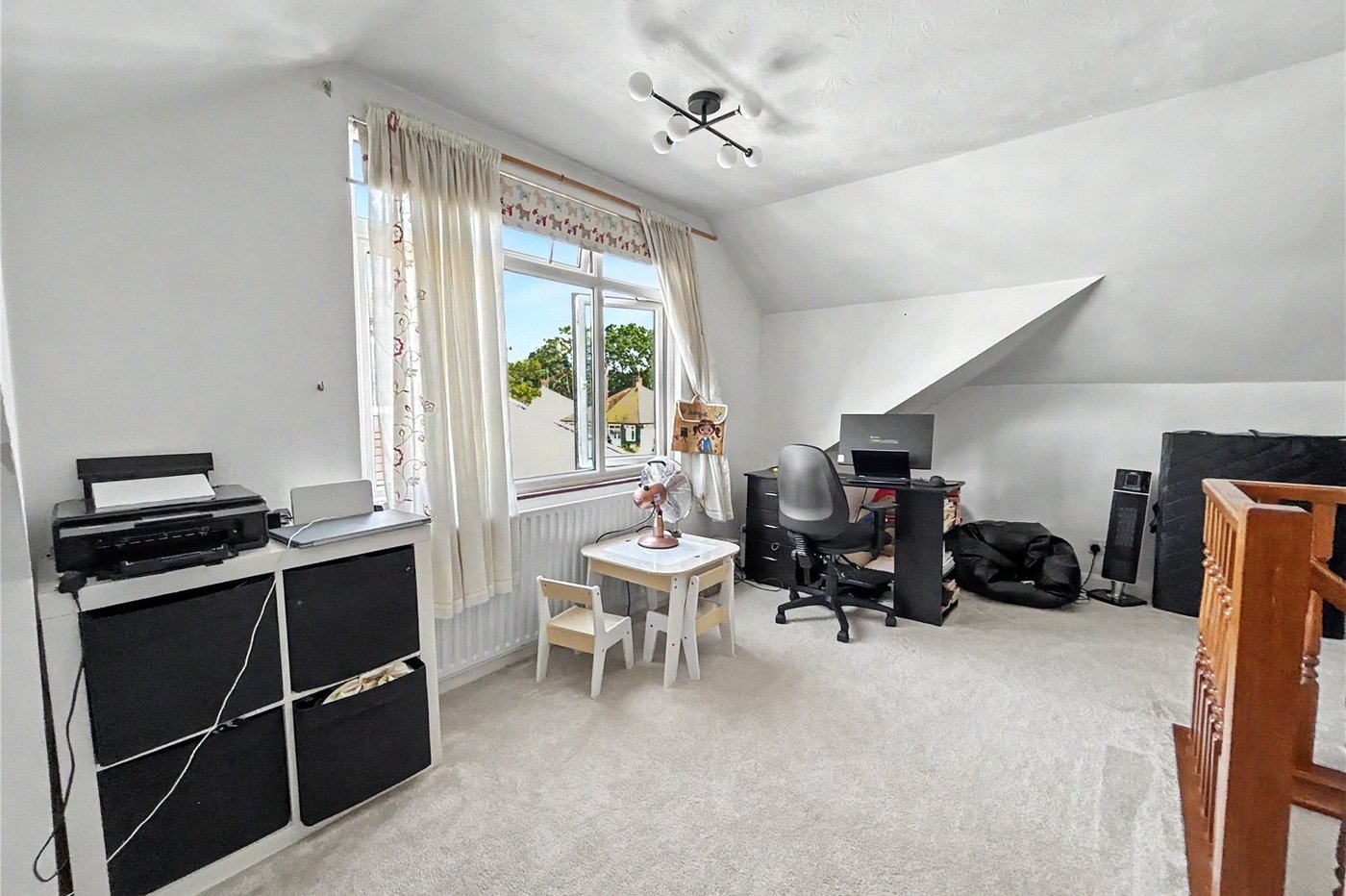 3 bedroom bungalow for sale in Sidcup | Robinson Jackson