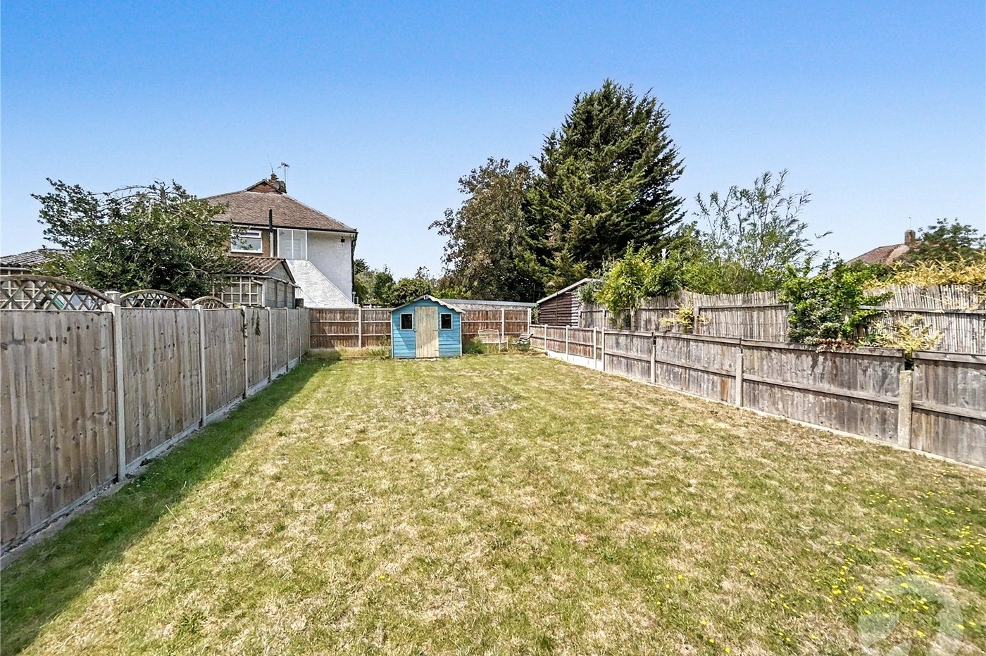 3 bedroom bungalow for sale in Sidcup | Robinson Jackson