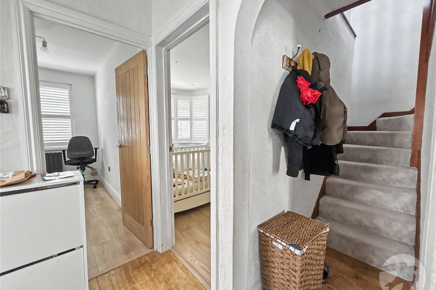 3 bedroom bungalow for sale in Sidcup | Robinson Jackson