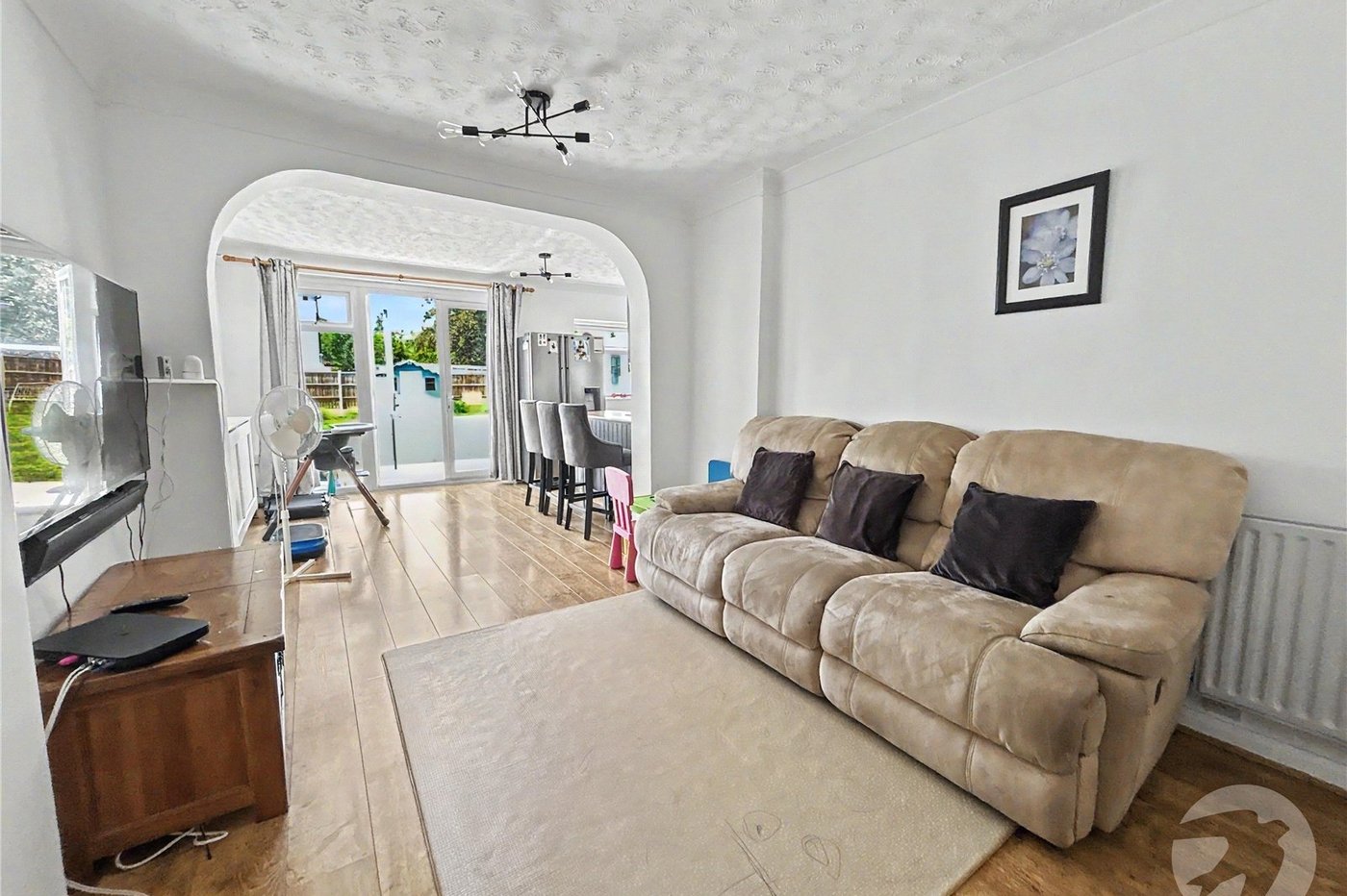 3 bedroom bungalow for sale in Sidcup | Robinson Jackson
