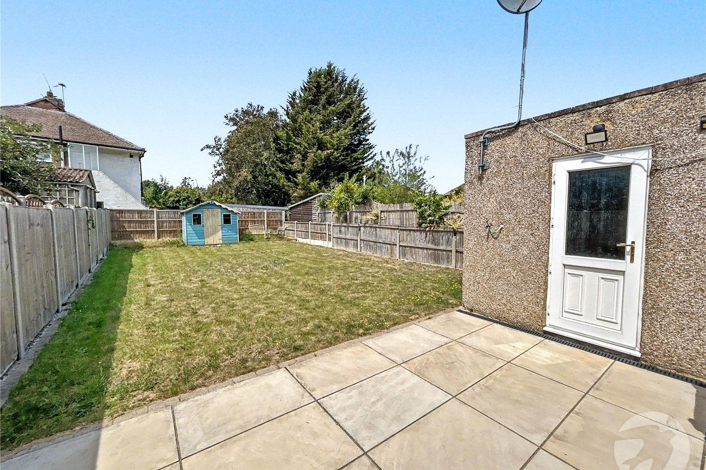 3 bedroom bungalow for sale in Sidcup | Robinson Jackson