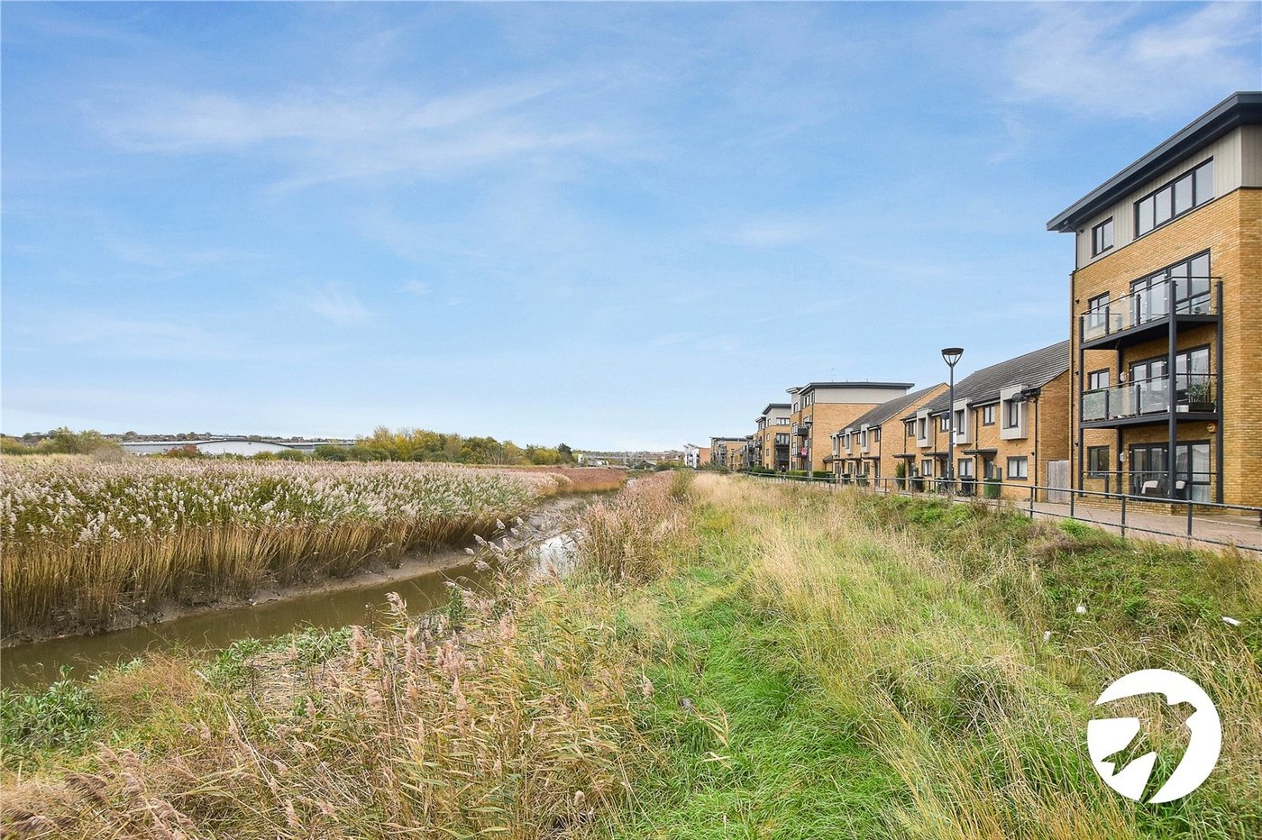 2 bedroom property for sale in Dartford | Robinson Jackson