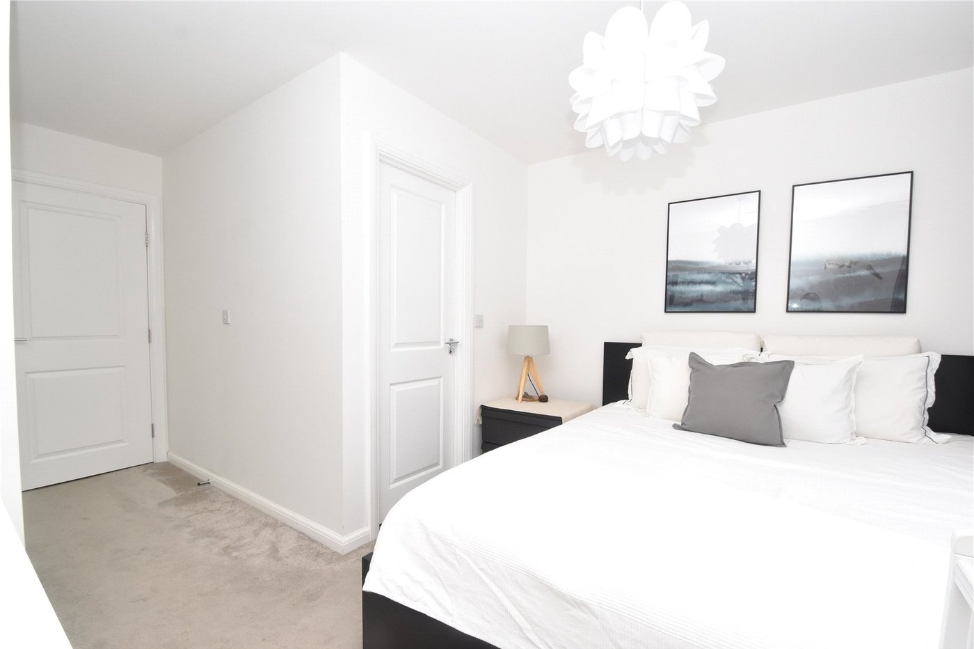 2 bedroom property for sale in Dartford | Robinson Jackson