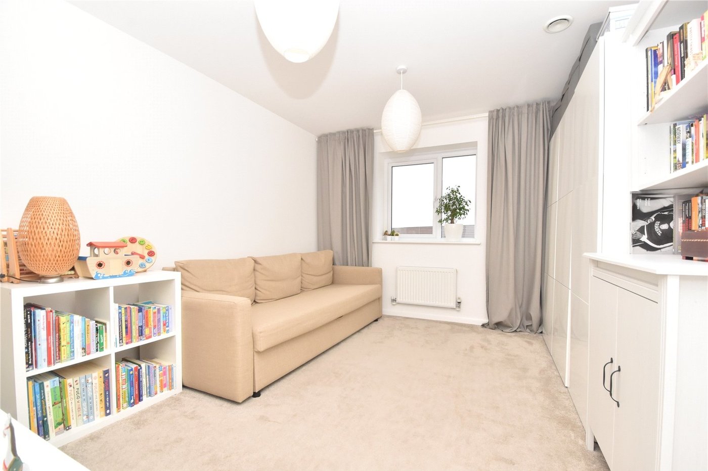 2 bedroom property for sale in Dartford | Robinson Jackson