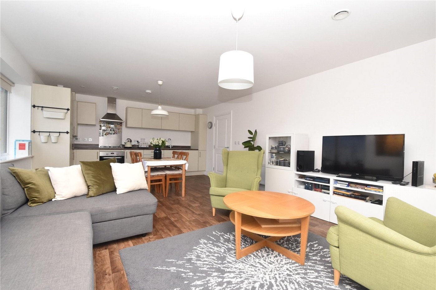 2 bedroom property for sale in Dartford | Robinson Jackson