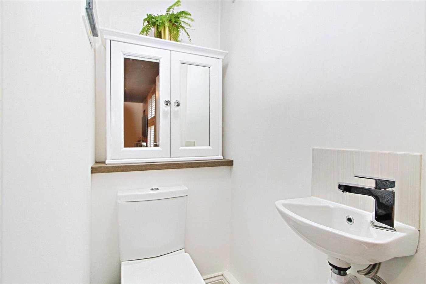 1 bedroom property for sale in St. Bartholomews Lane | Robinson Michael & Jackson