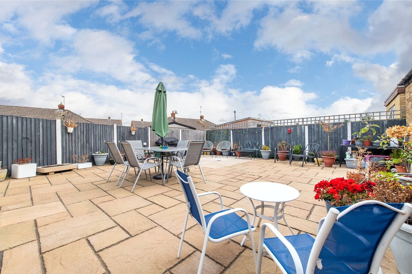 2 bedroom bungalow for sale in Sittingbourne | Robinson Michael & Jackson