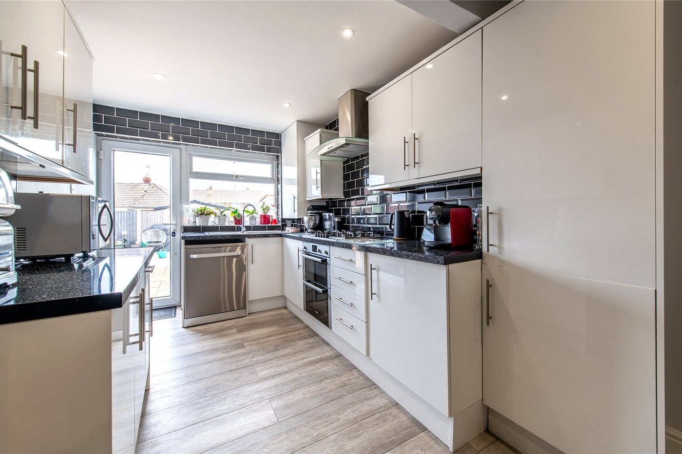 2 bedroom bungalow for sale in Sittingbourne | Robinson Michael & Jackson