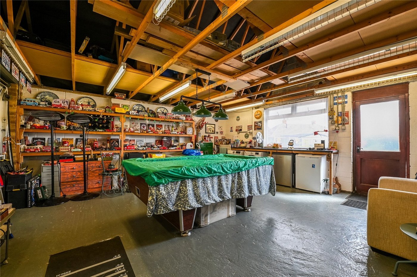 2 bedroom bungalow for sale in Sittingbourne | Robinson Michael & Jackson