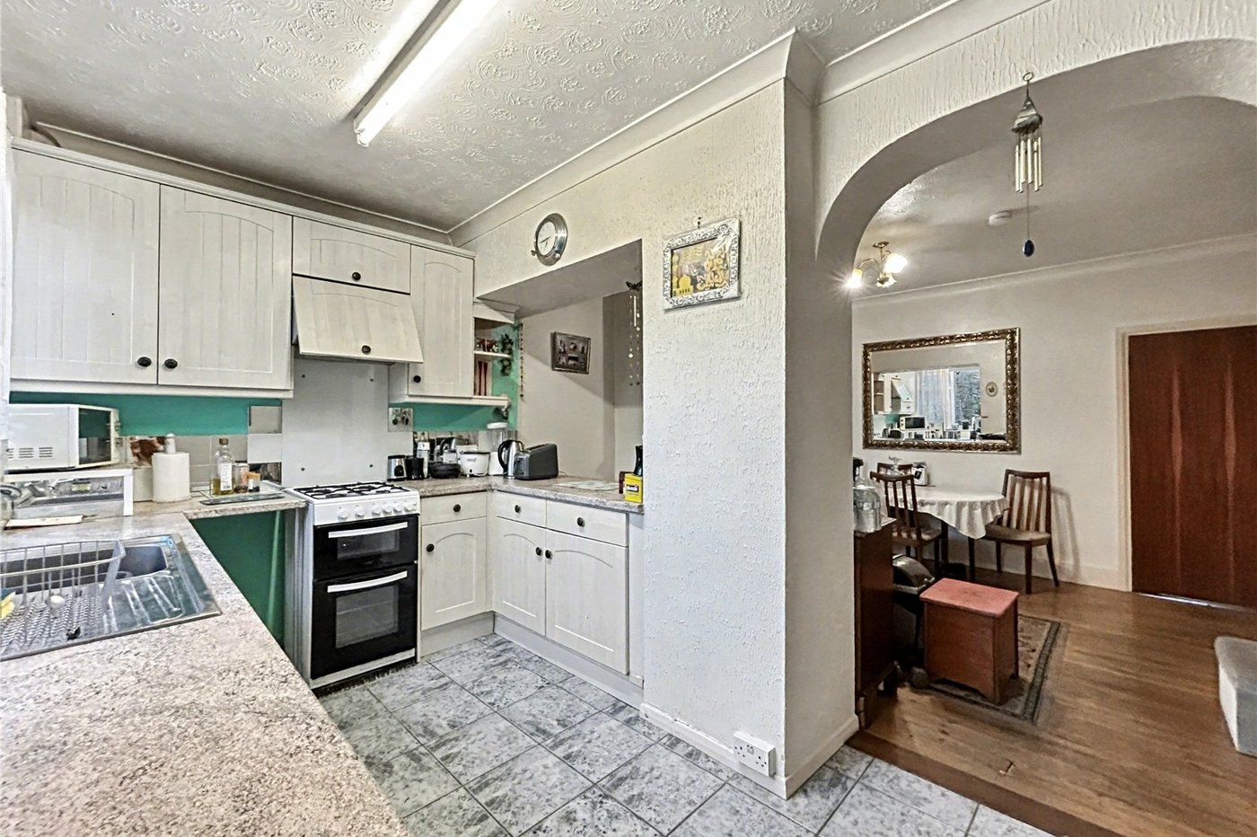 2 bedroom house for sale in Rainham | Robinson Michael & Jackson