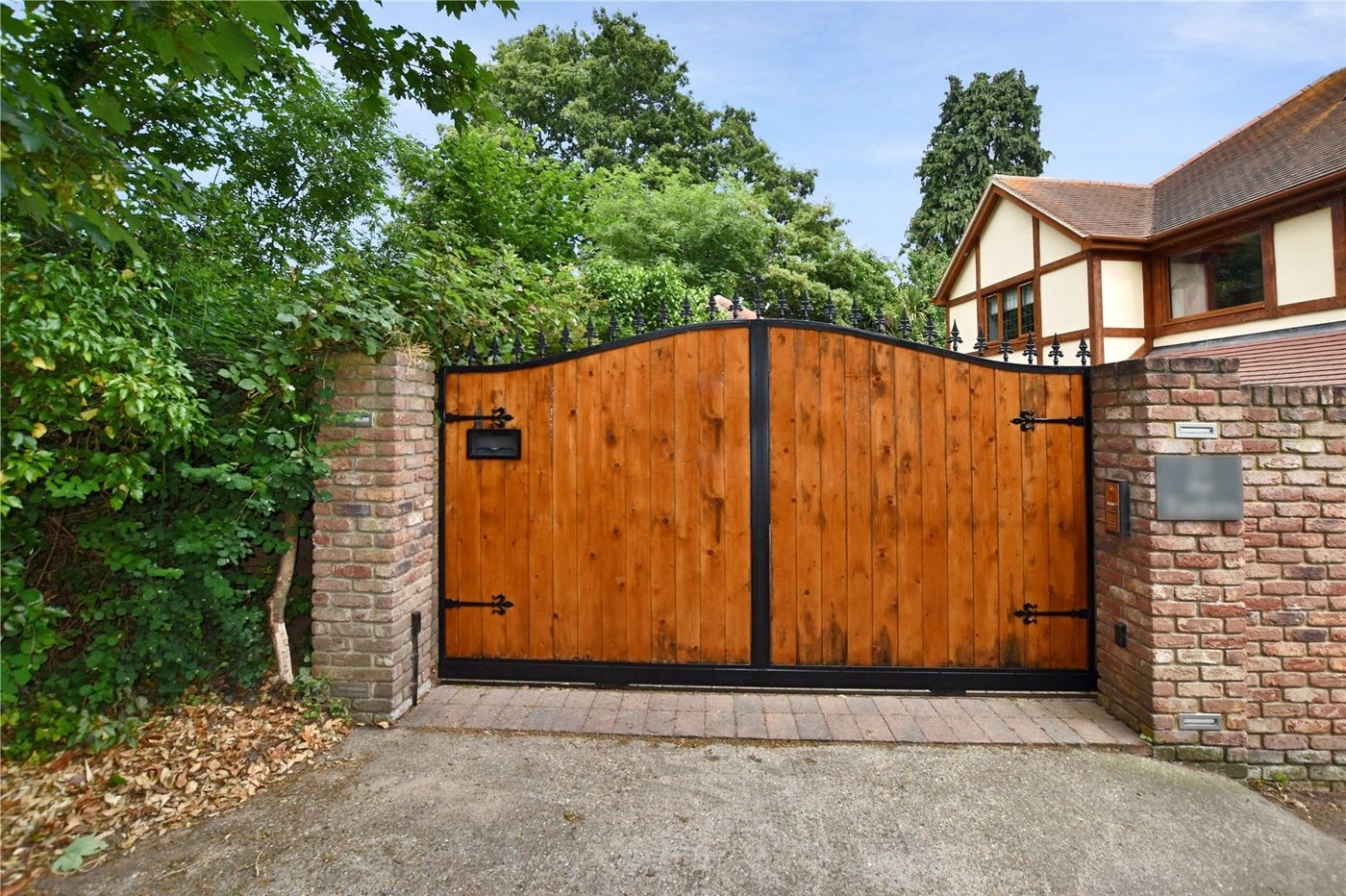 house for sale in Bexleyheath, DA6 Robinson Jackson