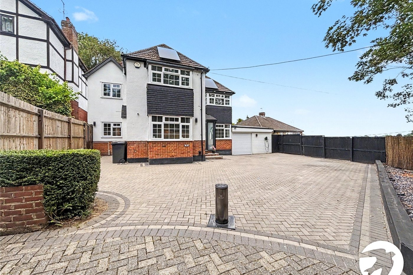 4 bedroom house for sale in Walderslade | Robinson Michael & Jackson